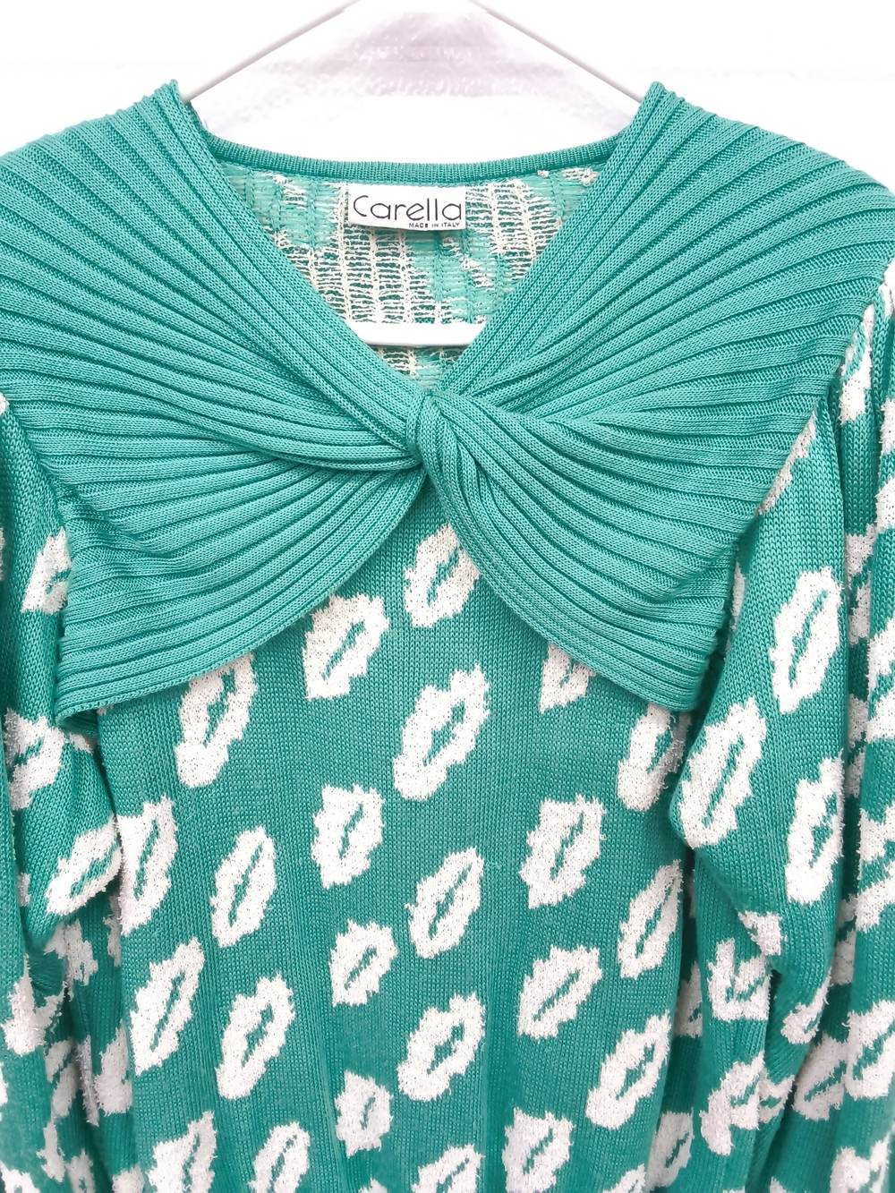 Vibrant Vintage 80s Carella Italian Knit Sweater – Emerald Green & White - Picture 5 of 6